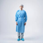 CE PP Non-Sterile Long Sleeve Isolation Gown (RCG-01)