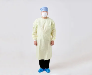 liquid-resistant isolation gown for healthcare